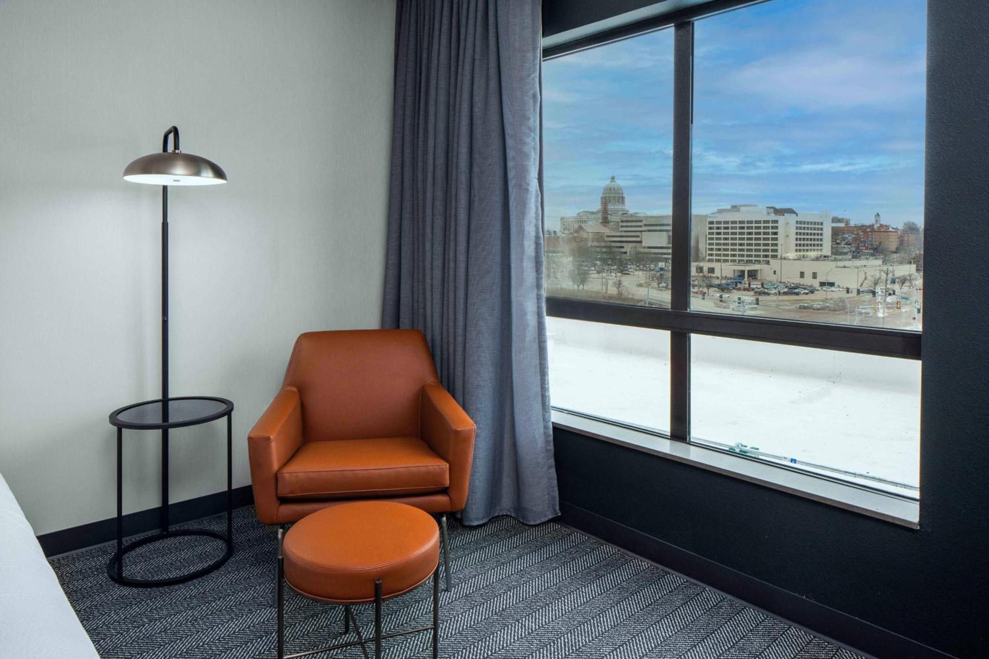 Courtyard By Marriott Jefferson City Bagian luar foto