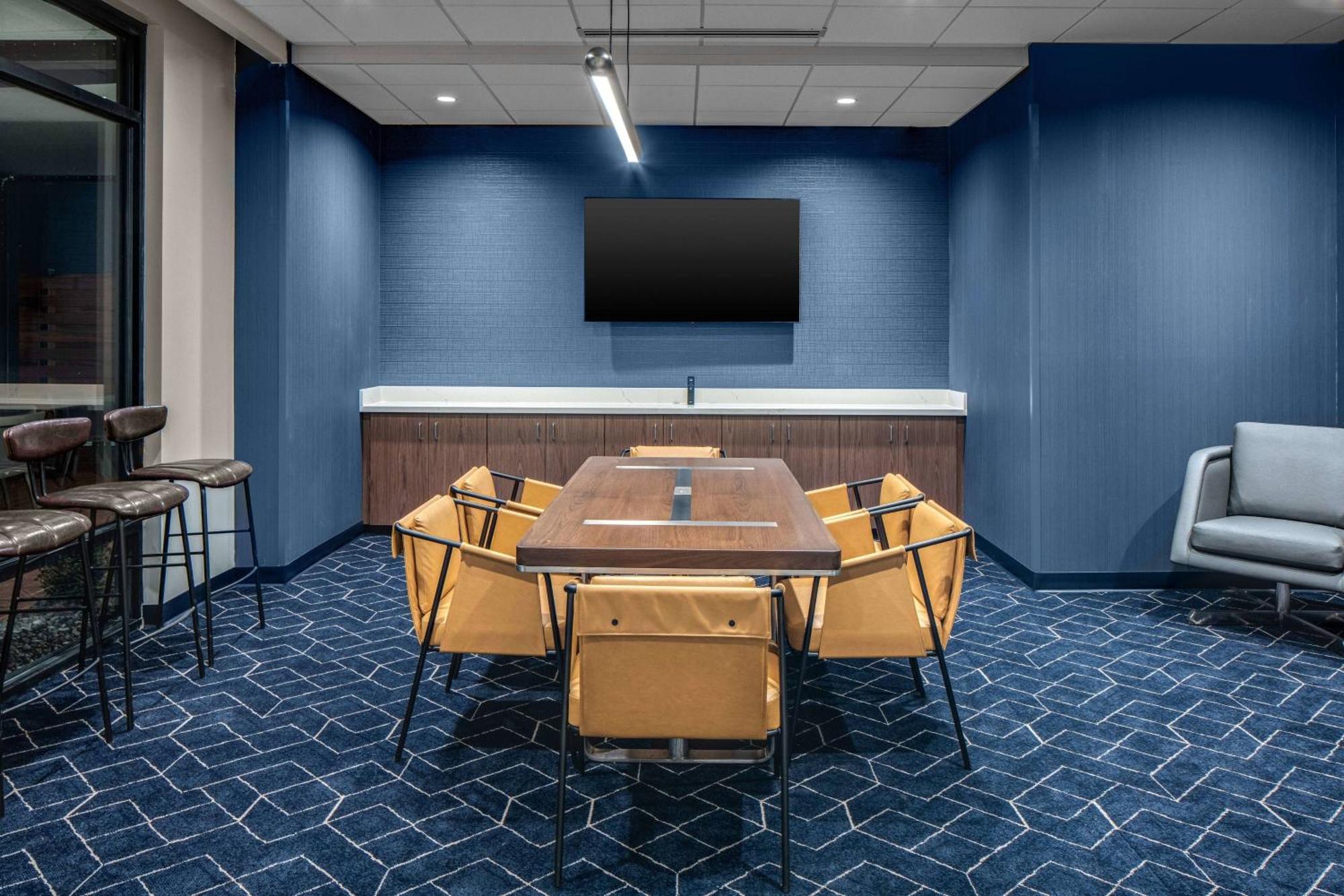 Courtyard By Marriott Jefferson City Bagian luar foto